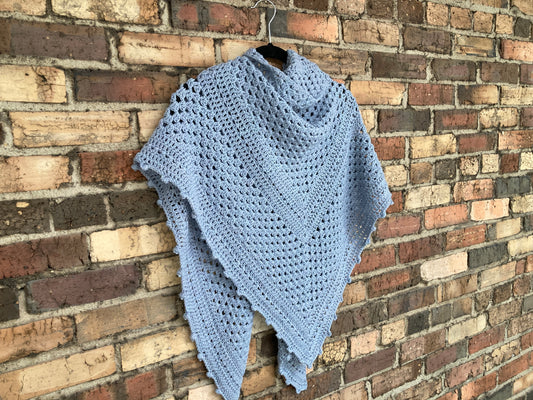 Crochet shawl Cleo in Julie Asselin Leizu fingering non Traitée