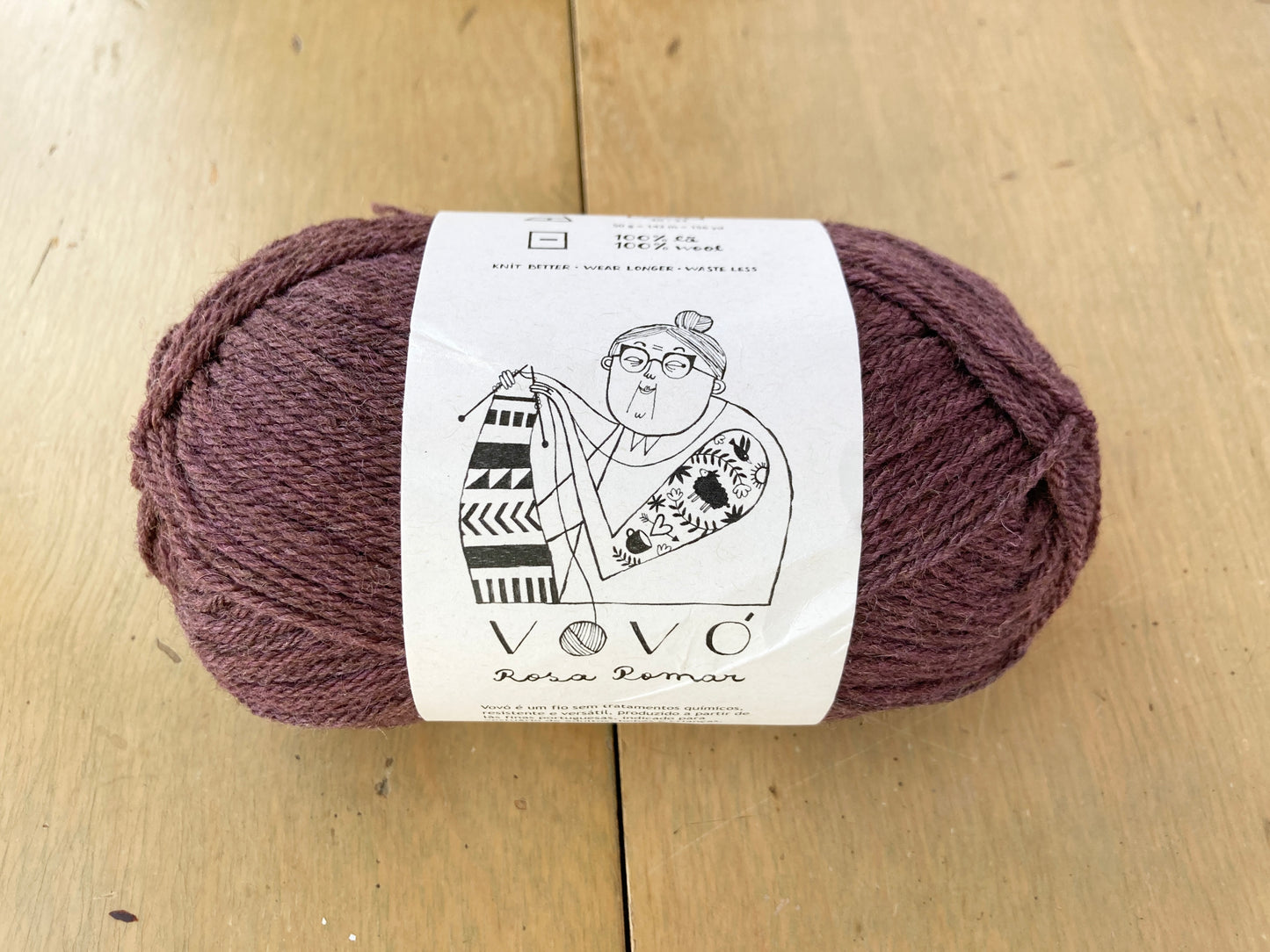 Retrosaria Rosa Pomar Vovó in heathered plum 07, on display at Hillsborough Yarn Shop in Hillsborough, NC