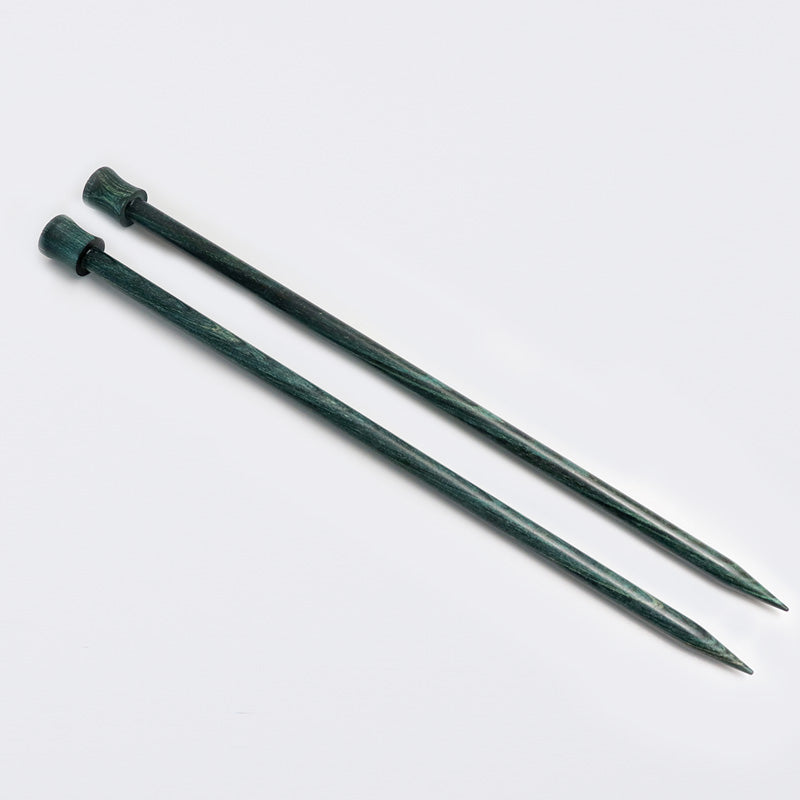 Pair of green Dreamz single pointed needles.