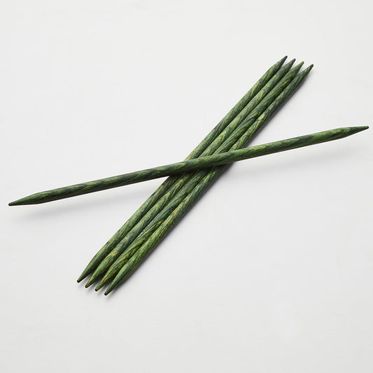 Set of 5 green Dreamz double pointed needles.