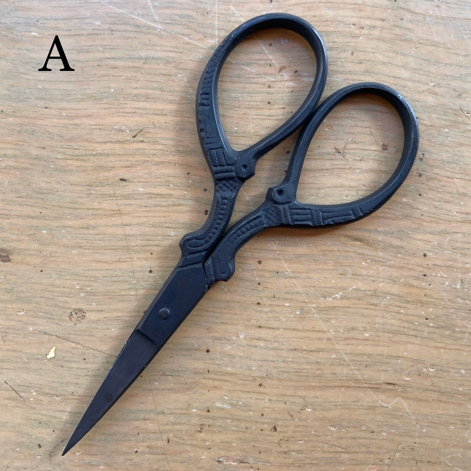 Black matte metal Bryspun Scissors