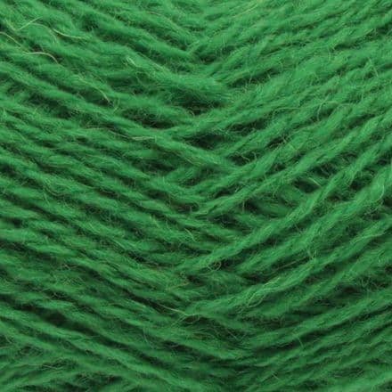 Solid intense grass-green yarn - Jamieson's Shetland Spindrift in Celtic.