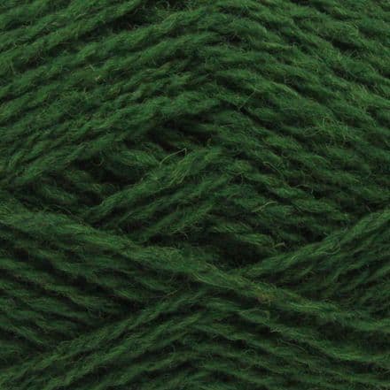 Solid clover green yarn - Jamieson's Shetland Spindrift in Leaf.