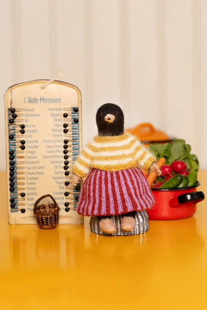 Chez Myrtil: More Seamless Friends to Knit and Love Books Laine Hillsborough Yarn Shop